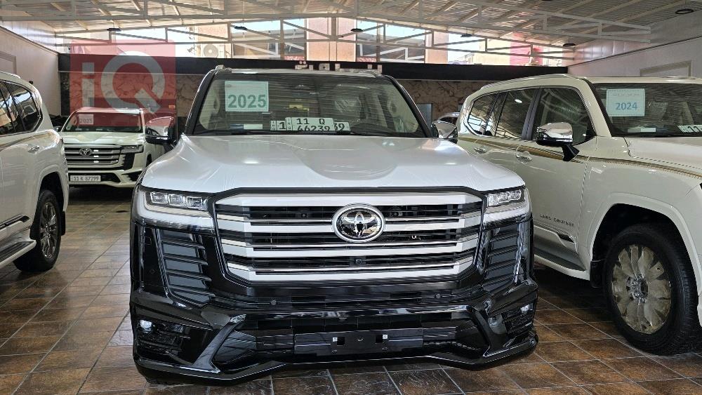 تويوتا لاندكروزر